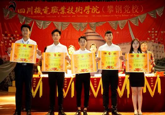 说明:d:\scemi\Desktop\_DSC6327.JPG