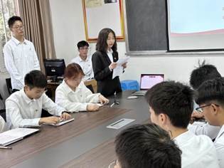 智能制造系团总支召开关于“弘扬雷锋精神，树立文明新风”主题交流会 (4)