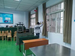 入党积极分子进行义务劳动照片 (3)